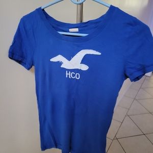 Hollister t-shirt